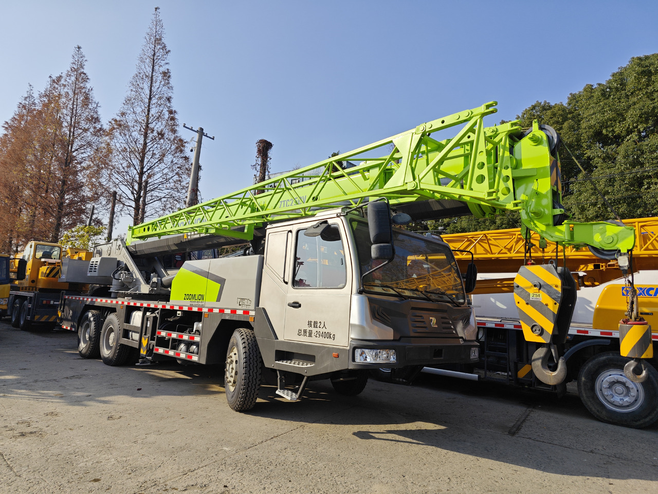 Zoomlion ZTC250V - 모바일 크레인 : 사진 4 Zoomlion ZTC250V - 모바일 크레인 : 사진 4