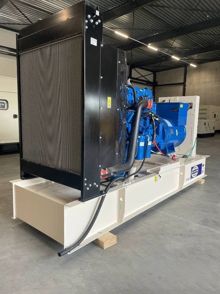 FG Wilson P450-3 - 450 kVA Open Genset - DPX-16018-O - 발전기 세트 : 사진 2 FG Wilson P450-3 - 450 kVA Open Genset - DPX-16018-O - 발전기 세트 : 사진 2