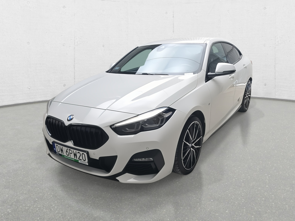 BMW 218 I SEDAN - 세단 : 사진 4 BMW 218 I SEDAN - 세단 : 사진 4