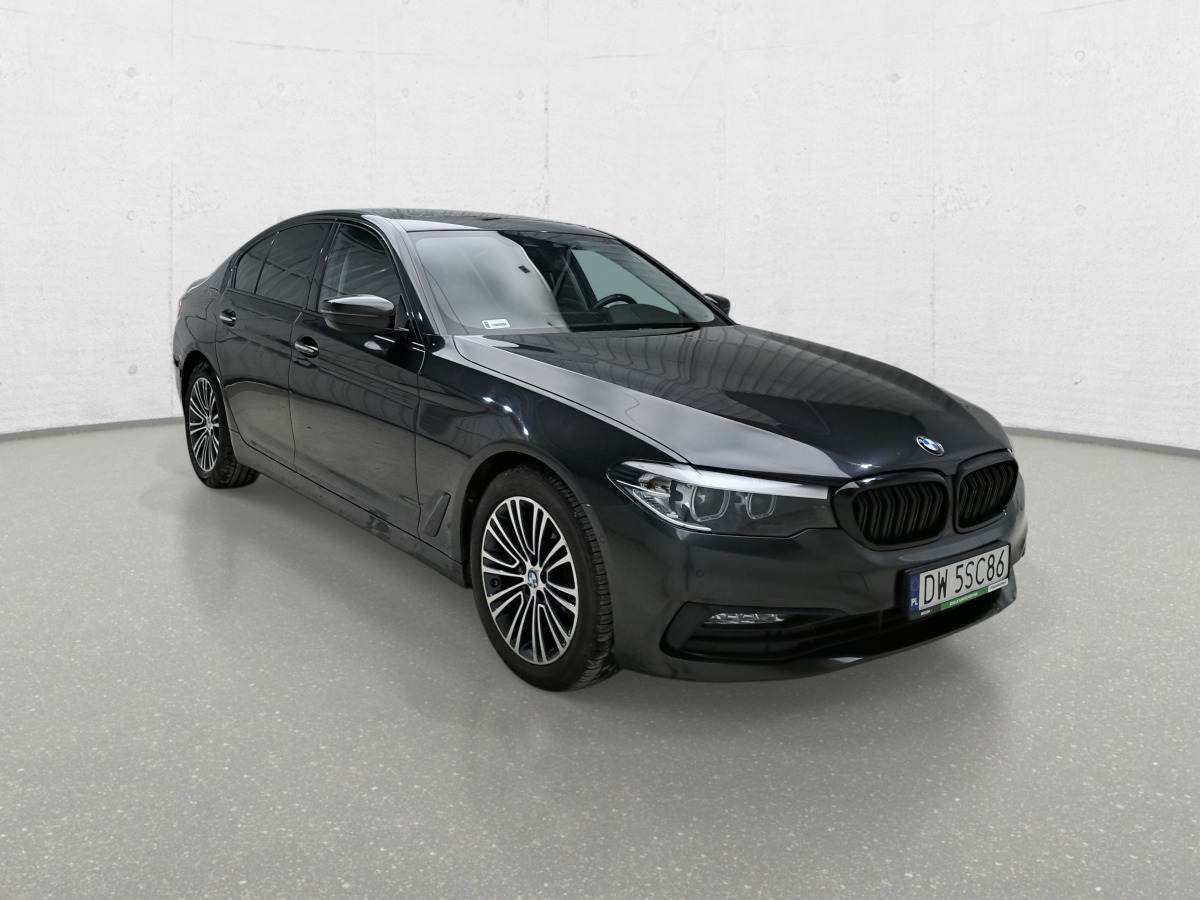 BMW 520D SEDAN - 세단 : 사진 2 BMW 520D SEDAN - 세단 : 사진 2