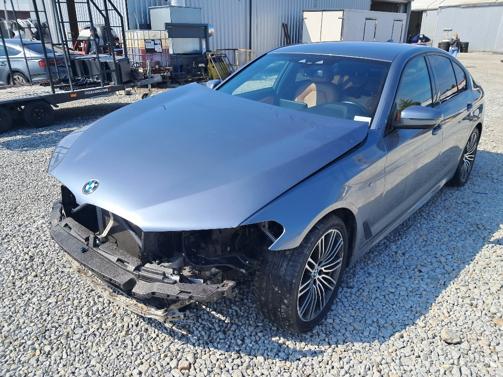 BMW 520D XDRIVE SEDAN - 세단 : 사진 3 BMW 520D XDRIVE SEDAN - 세단 : 사진 3