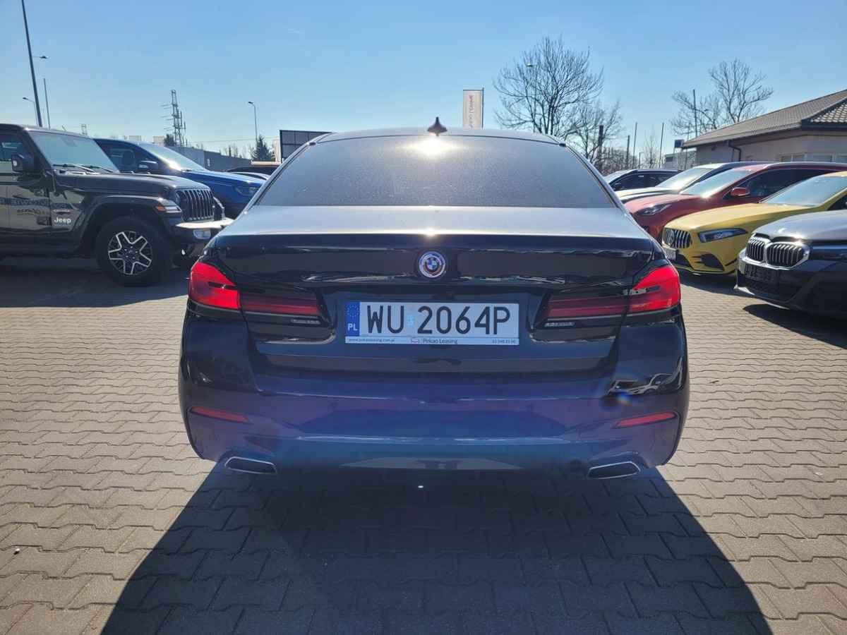 BMW 540D XDRIVE SEDAN - 세단 : 사진 5 BMW 540D XDRIVE SEDAN - 세단 : 사진 5