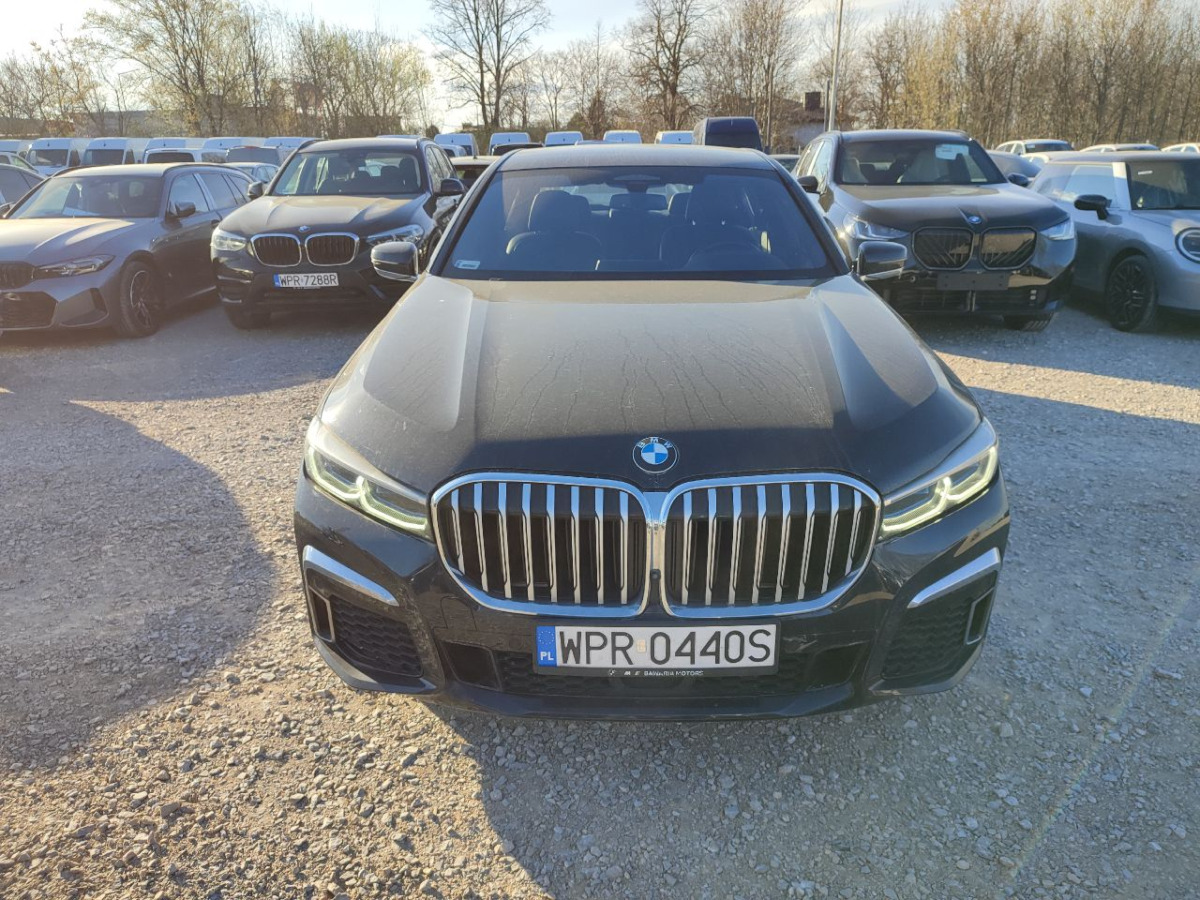 BMW 750I XDRIVE SEDAN - 세단 : 사진 5 BMW 750I XDRIVE SEDAN - 세단 : 사진 5