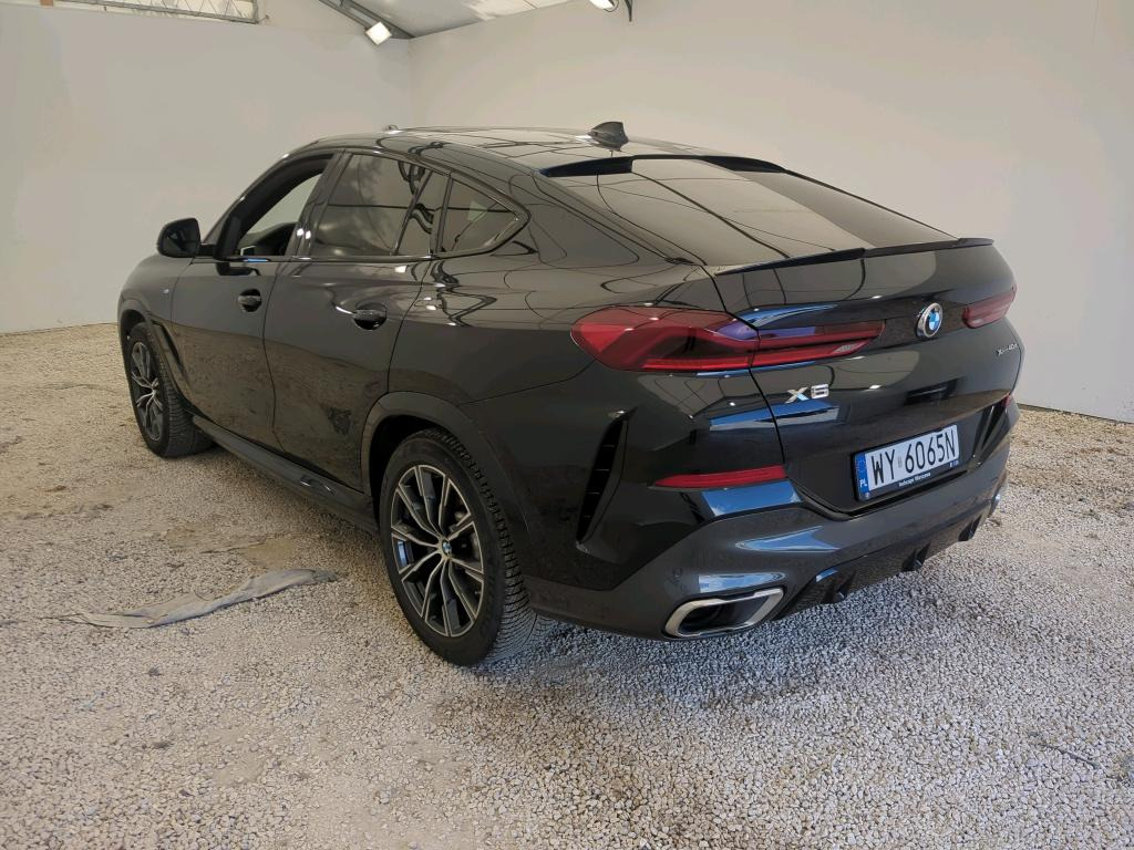 BMW X6 XDRIVE40D SUV - SUV : 사진 4 BMW X6 XDRIVE40D SUV - SUV : 사진 4