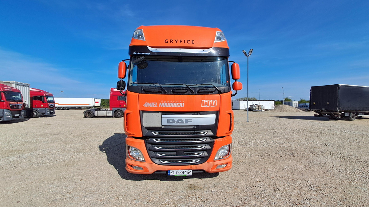 DAF XF 460 FT CIĄGNIK SIODŁOWY - 트랙터 유닛 : 사진 3 DAF XF 460 FT CIĄGNIK SIODŁOWY - 트랙터 유닛 : 사진 3