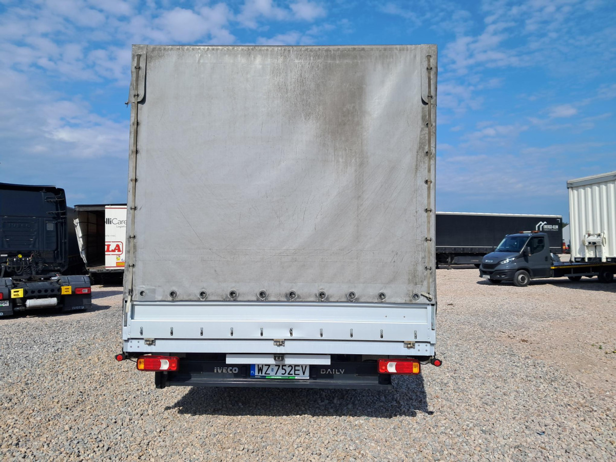 IVECO 35S18 PLANDEKA - 커튼 사이드 밴 : 사진 5 IVECO 35S18 PLANDEKA - 커튼 사이드 밴 : 사진 5