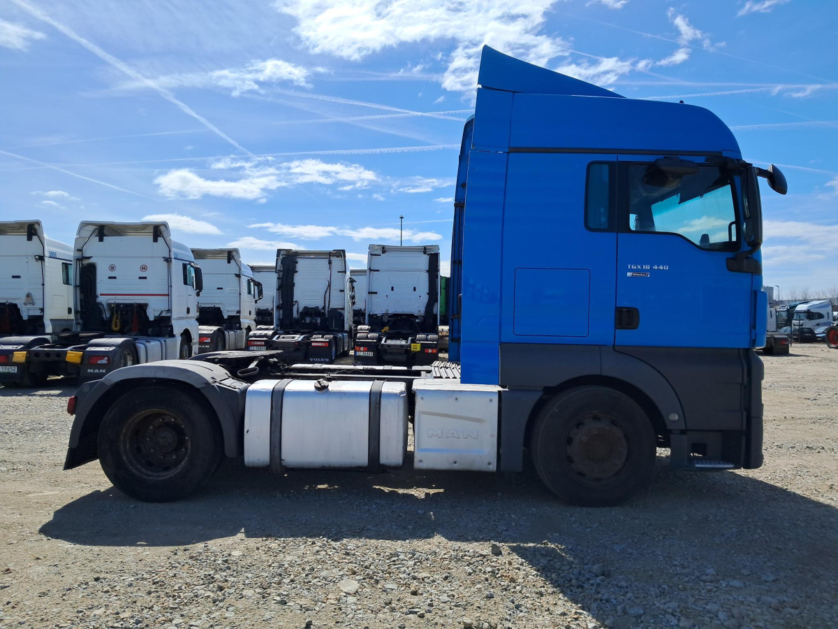 MAN TGX CIĄGNIK SIODŁOWY - 트랙터 유닛 : 사진 4 MAN TGX CIĄGNIK SIODŁOWY - 트랙터 유닛 : 사진 4