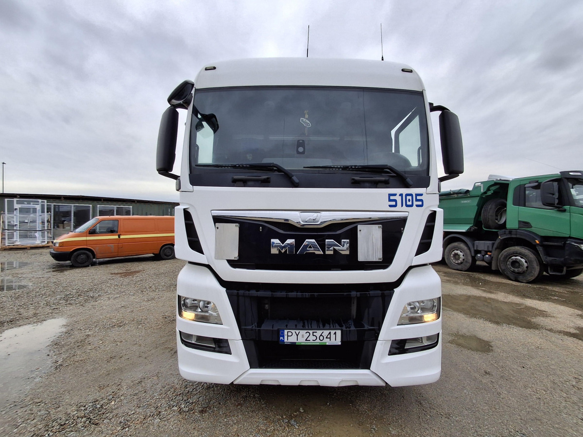 MAN TGX CIĄGNIK SIODŁOWY - 트랙터 유닛 : 사진 2 MAN TGX CIĄGNIK SIODŁOWY - 트랙터 유닛 : 사진 2
