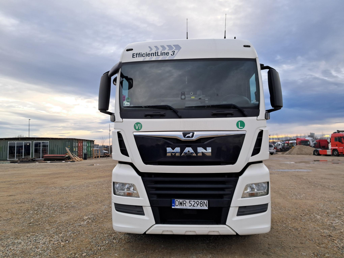 MAN TGX CIĄGNIK SIODŁOWY - 트랙터 유닛 : 사진 2 MAN TGX CIĄGNIK SIODŁOWY - 트랙터 유닛 : 사진 2