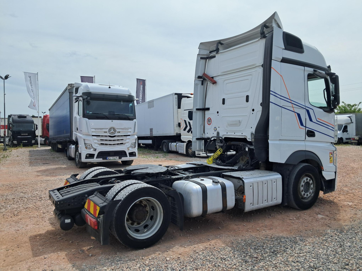 MERCEDES BENZ ACTROS CIĄGNIK SIODŁOWY - 트랙터 유닛 : 사진 4 MERCEDES BENZ ACTROS CIĄGNIK SIODŁOWY - 트랙터 유닛 : 사진 4