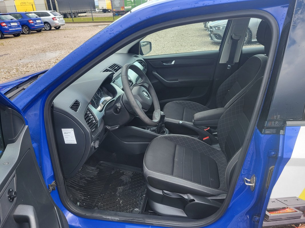 해치백 SKODA FABIA HATCHBACK : 사진 10