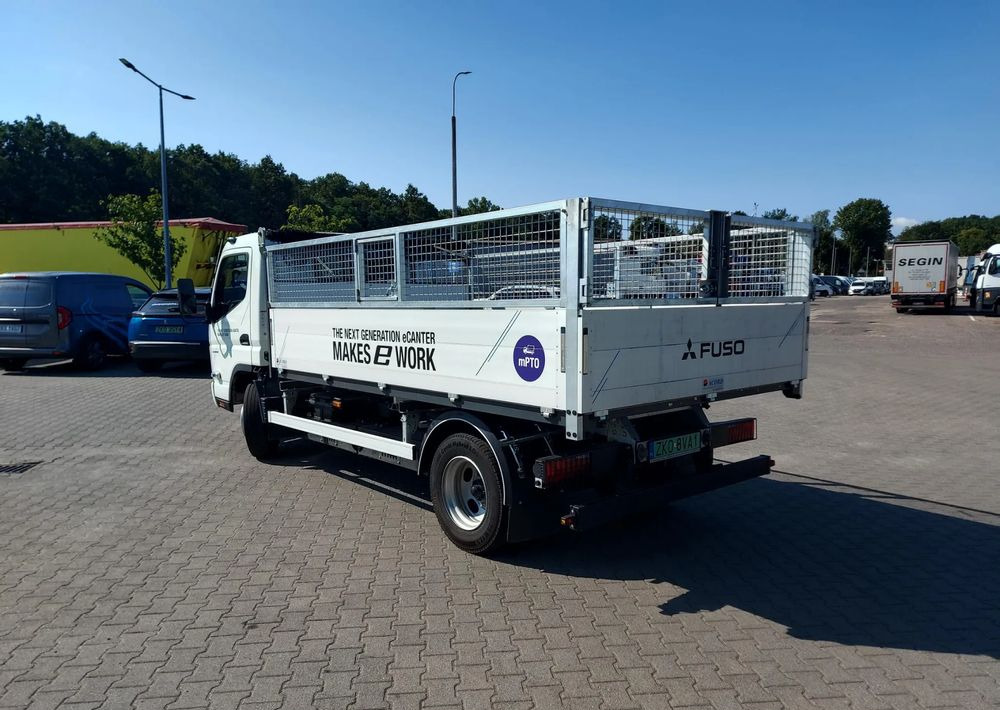 FUSO eCanter 4C15 Wywrotka Selektywna zbiórka - 쓰레기차 : 사진 4 FUSO eCanter 4C15 Wywrotka Selektywna zbiórka - 쓰레기차 : 사진 4