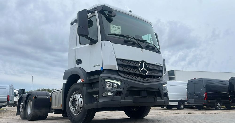 Mercedes-Benz Actros 2633 L Podwozie - 캡 새시 트럭 : 사진 1 Mercedes-Benz Actros 2633 L Podwozie - 캡 새시 트럭 : 사진 1