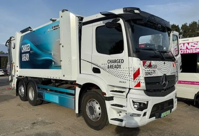 Mercedes-Benz eActros 300 L 6x2 Elektryczna śmieciarka - 쓰레기차 : 사진 3 Mercedes-Benz eActros 300 L 6x2 Elektryczna śmieciarka - 쓰레기차 : 사진 3