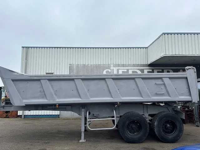 CIF 2 Axle Steel Tipper , Spring Suspension , Drum Brakes - 덤프 세미 트레일러 : 사진 2 CIF 2 Axle Steel Tipper , Spring Suspension , Drum Brakes - 덤프 세미 트레일러 : 사진 2