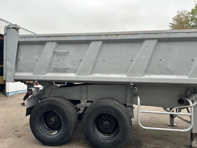 덤프 세미 트레일러 CIF 2 Axle Steel Tipper , Spring Suspension , Drum Brakes : 사진 7