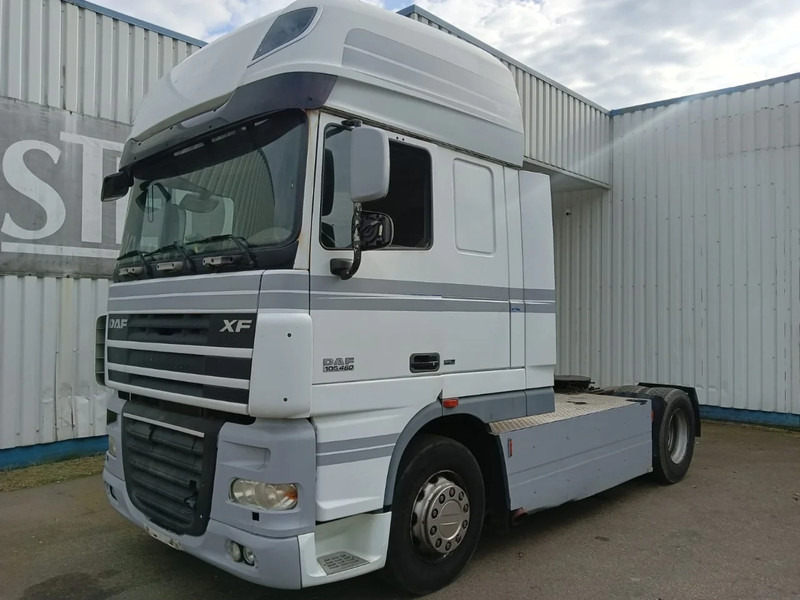 트랙터 유닛 DAF XF 105.460 Intarder , Airco , SuperSpace cab : 사진 1