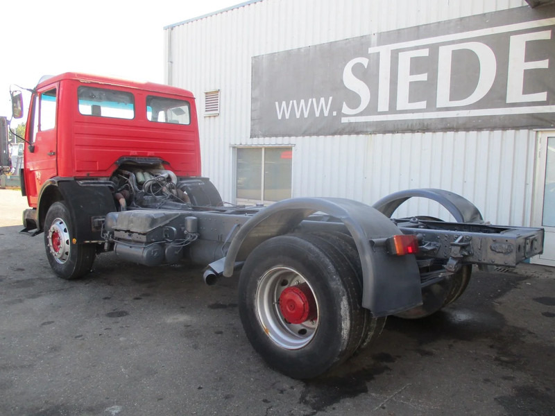 Mercedes-Benz 1630 , V8 , Bi-Turbo , Manual , Spring suspension - 캡 새시 트럭 : 사진 5 Mercedes-Benz 1630 , V8 , Bi-Turbo , Manual , Spring suspension - 캡 새시 트럭 : 사진 5