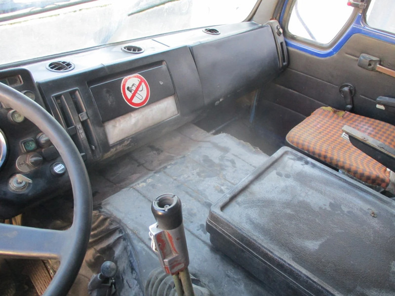 캡 새시 트럭 Mercedes-Benz 2435 ,V8 , Bi Turbo, 6x2 , Spring Suspension, Airco : 사진 9 캡 새시 트럭 Mercedes-Benz 2435 ,V8 , Bi Turbo, 6x2 , Spring Suspension, Airco : 사진 9