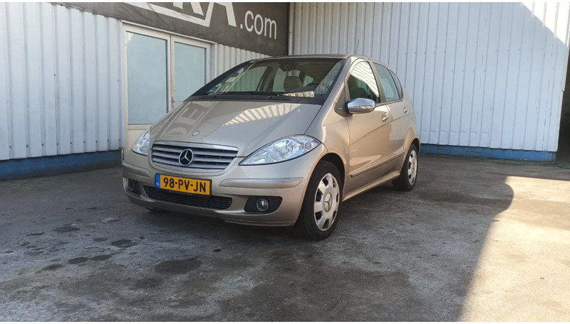 Mercedes-Benz A-Klasse 170 , Airco , leder , distrbute ketting maakt lawaai - 해치백 : 사진 1 Mercedes-Benz A-Klasse 170 , Airco , leder , distrbute ketting maakt lawaai - 해치백 : 사진 1