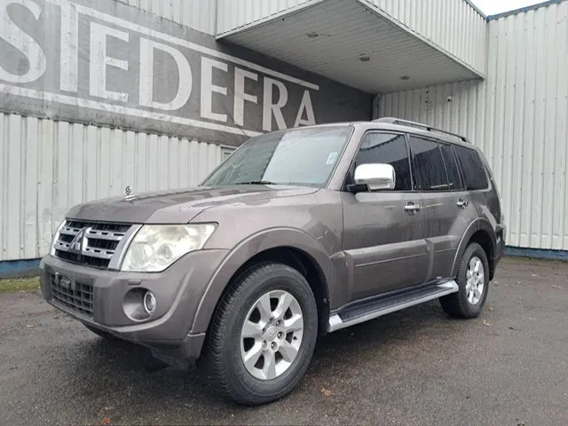 Mitsubishi Pajero GLS 3.5 - V6 , 4x4 , 7 Pers. , Full option - 차량 : 사진 1 Mitsubishi Pajero GLS 3.5 - V6 , 4x4 , 7 Pers. , Full option - 차량 : 사진 1