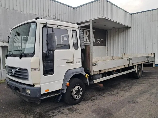 Volvo FL6-07 , Plateau / Car Transporter, Spring Suspension - 자동 운반 장치 트럭 : 사진 1 Volvo FL6-07 , Plateau / Car Transporter, Spring Suspension - 자동 운반 장치 트럭 : 사진 1