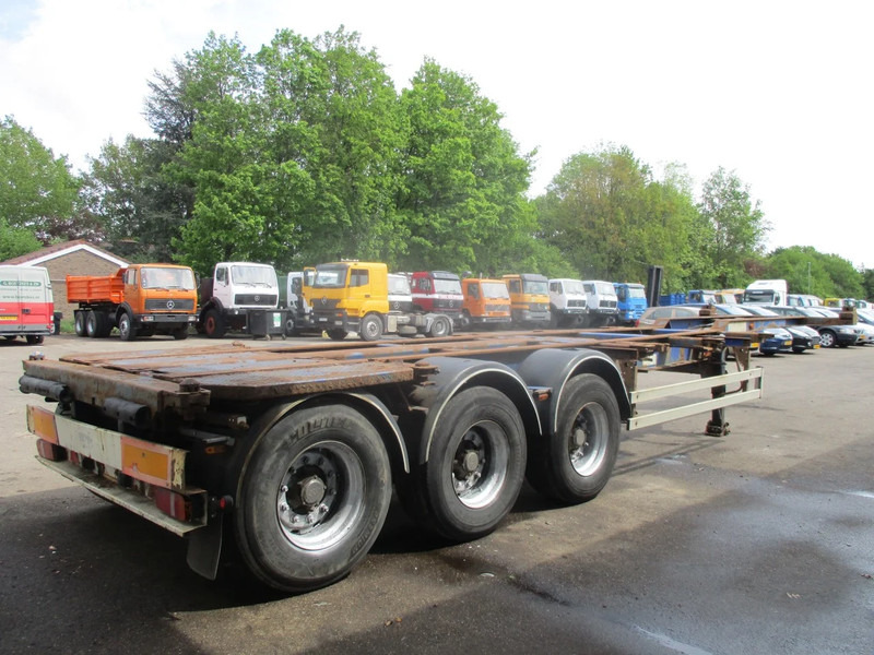 Wielton NS34P , Container trailer , 3 ROR axles , drum brakes , air suspension - 컨테이너 운반 장치/ 스와프 보디 세미 트레일러 : 사진 3 Wielton NS34P , Container trailer , 3 ROR axles , drum brakes , air suspension - 컨테이너 운반 장치/ 스와프 보디 세미 트레일러 : 사진 3