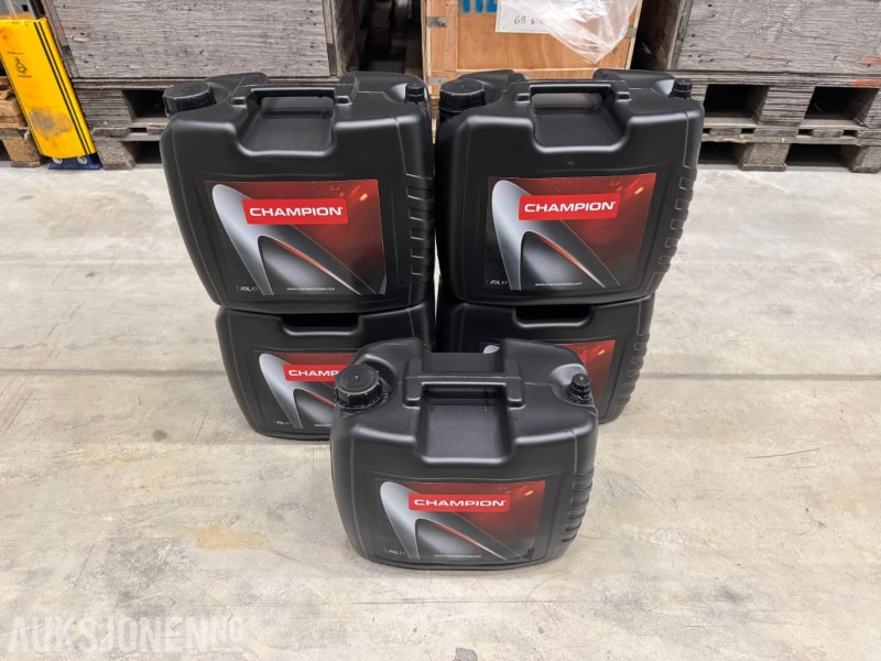 부착물 건설기계 용 100 Liter Olje - Champion XRS 10W-30 FE Multifunctinal Oil : 사진 1