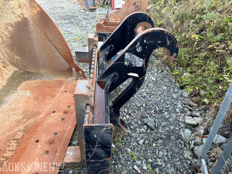 1900 Pallegaffel m/Cat kopling - 부착물 건설기계 용 : 사진 3 1900 Pallegaffel m/Cat kopling - 부착물 건설기계 용 : 사진 3