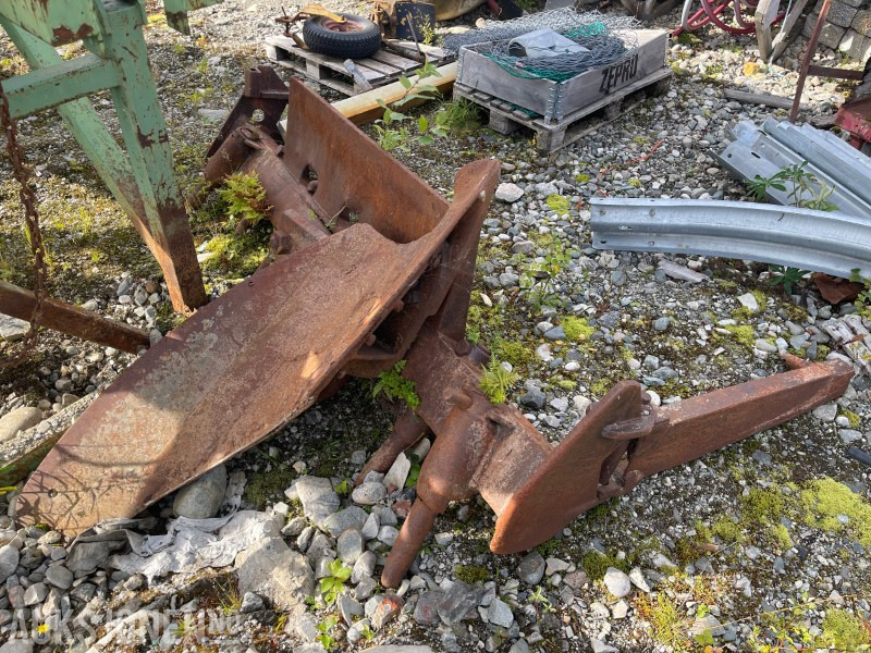 1900 Traktor-/maskinskjær eldre modell - 농업용 기계 : 사진 3 1900 Traktor-/maskinskjær eldre modell - 농업용 기계 : 사진 3