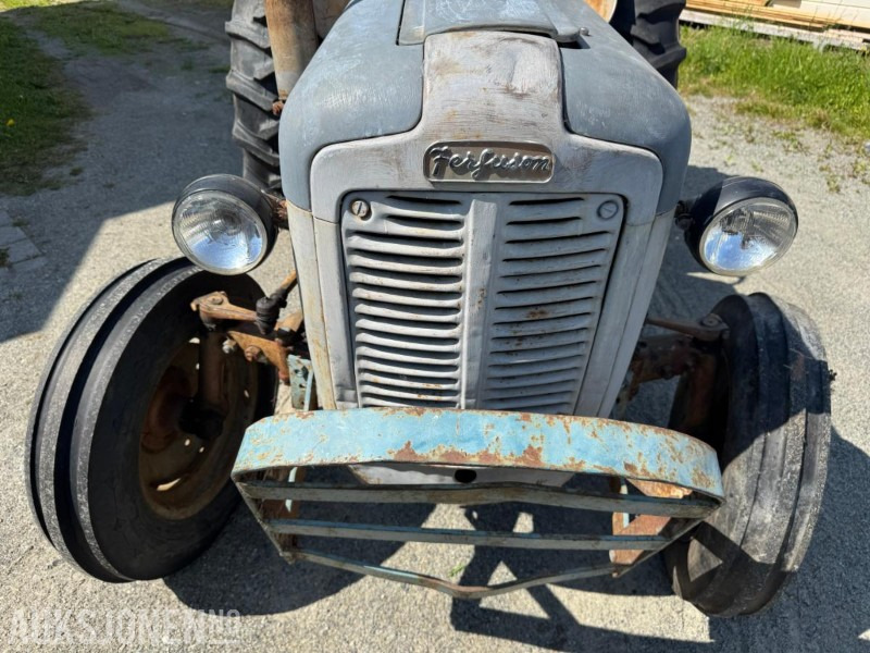 1959 Ferguson 35 gullfisk - 장궤형 트랙터 : 사진 4 1959 Ferguson 35 gullfisk - 장궤형 트랙터 : 사진 4