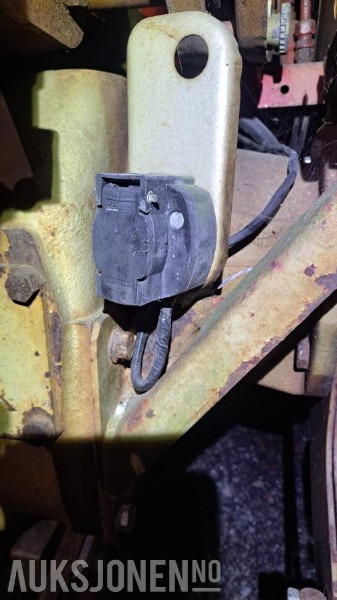 장궤형 트랙터 1974 Zetor 4718 traktor - Mye påkostet : 사진 16