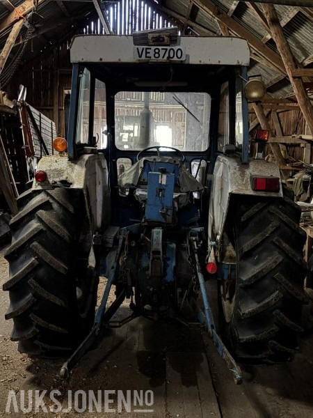 1975 FORD 4000 MED FRONTLASTER - 장궤형 트랙터 : 사진 5 1975 FORD 4000 MED FRONTLASTER - 장궤형 트랙터 : 사진 5