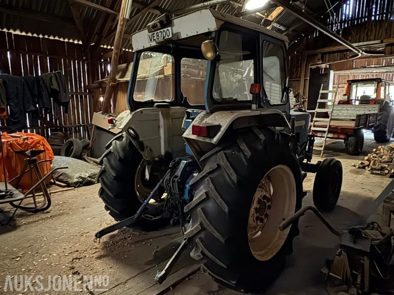 1975 FORD 4000 MED FRONTLASTER - 장궤형 트랙터 : 사진 3 1975 FORD 4000 MED FRONTLASTER - 장궤형 트랙터 : 사진 3