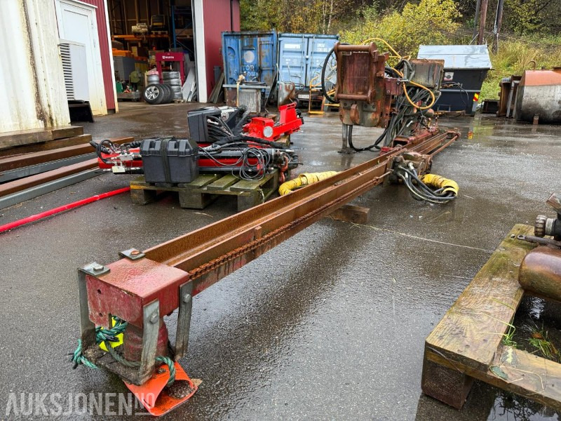 1980 Tamrock DP300E Boretårn med Kompressor og dele tårn - 드릴링 리그 : 사진 2 1980 Tamrock DP300E Boretårn med Kompressor og dele tårn - 드릴링 리그 : 사진 2