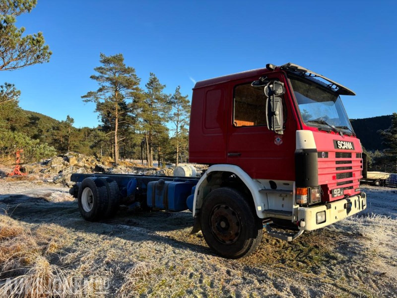 1985 Scania P92H - 캡 새시 트럭 : 사진 4 1985 Scania P92H - 캡 새시 트럭 : 사진 4