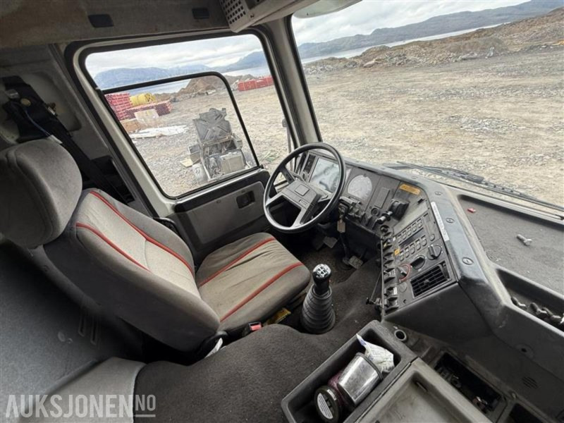 1991 Volvo fl7 tankbil - 유조트럭 : 사진 4 1991 Volvo fl7 tankbil - 유조트럭 : 사진 4