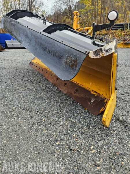 1992 Øveraasen diagonalplog DL 285 B - Største bredde 2900 mm - Med parallellogram - Hydraulisk løft - 농업용 기계 : 사진 4 1992 Øveraasen diagonalplog DL 285 B - Største bredde 2900 mm - Med parallellogram - Hydraulisk løft - 농업용 기계 : 사진 4