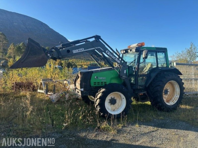 1998 Valtra 8150 traktor til salgs! - 장궤형 트랙터 : 사진 2 1998 Valtra 8150 traktor til salgs! - 장궤형 트랙터 : 사진 2