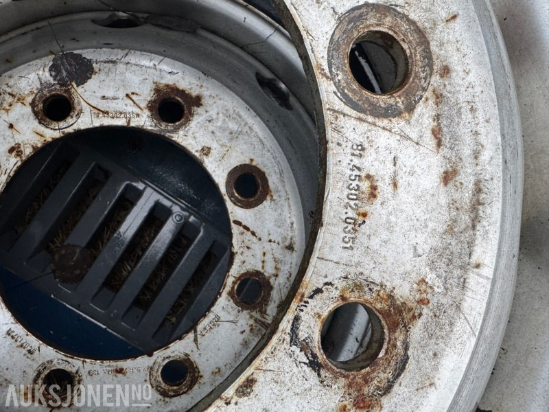 2 stk hjul fra buss med Toyo 10 R22,5 - 트럭 : 사진 5 2 stk hjul fra buss med Toyo 10 R22,5 - 트럭 : 사진 5