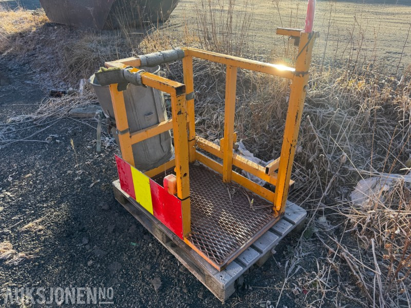 2000 Arbeidsvogn til pickup/liten lastebil - 건설장비 : 사진 1 2000 Arbeidsvogn til pickup/liten lastebil - 건설장비 : 사진 1