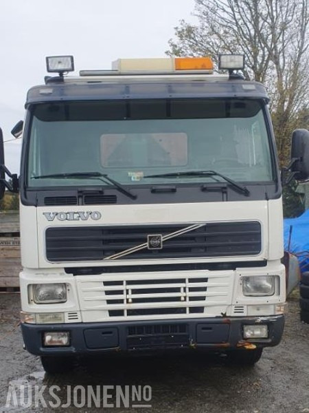 2000 Volvo FM-12 MED KASSE OG MASKINFLAK - 후크 리프트 트럭 : 사진 2 2000 Volvo FM-12 MED KASSE OG MASKINFLAK - 후크 리프트 트럭 : 사진 2