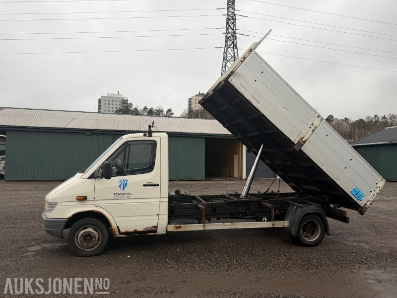 2001 MERCEDES-BENZ 412 D /40 tippbil - hengerfeste - 241444km - 덤프트럭 : 사진 2 2001 MERCEDES-BENZ 412 D /40 tippbil - hengerfeste - 241444km - 덤프트럭 : 사진 2