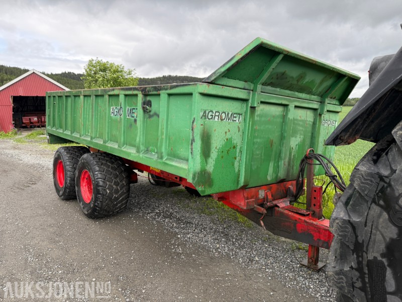 2003 Agromet T623 Dumperhenger med høykarmer - 농업용 기계 : 사진 2 2003 Agromet T623 Dumperhenger med høykarmer - 농업용 기계 : 사진 2