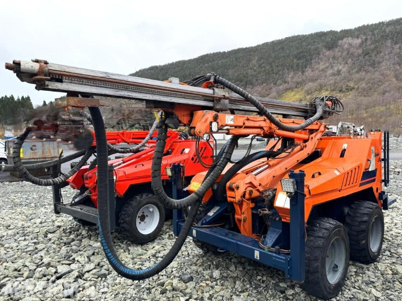 2003 Tamrock CMD120R - Borrigg - Nyrenovert - 3. mnd Garanti på Hammer - Timer: 3947 - 드릴링 리그 : 사진 1 2003 Tamrock CMD120R - Borrigg - Nyrenovert - 3. mnd Garanti på Hammer - Timer: 3947 - 드릴링 리그 : 사진 1
