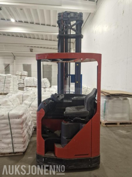 2004 BT Skyvemast truck med vekt. Kun 1412 timer. Modell RR B2 - 자재 취급 장비 : 사진 3 2004 BT Skyvemast truck med vekt. Kun 1412 timer. Modell RR B2 - 자재 취급 장비 : 사진 3