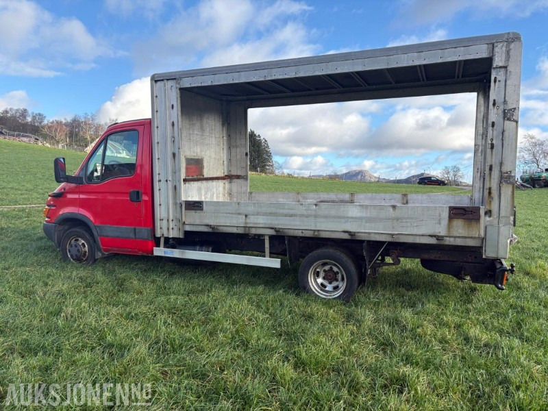 2004 Iveco Daily Med aluminiums plan og kapell ramme - 드롭사이드/ 플랫베드 트럭 : 사진 4 2004 Iveco Daily Med aluminiums plan og kapell ramme - 드롭사이드/ 플랫베드 트럭 : 사진 4