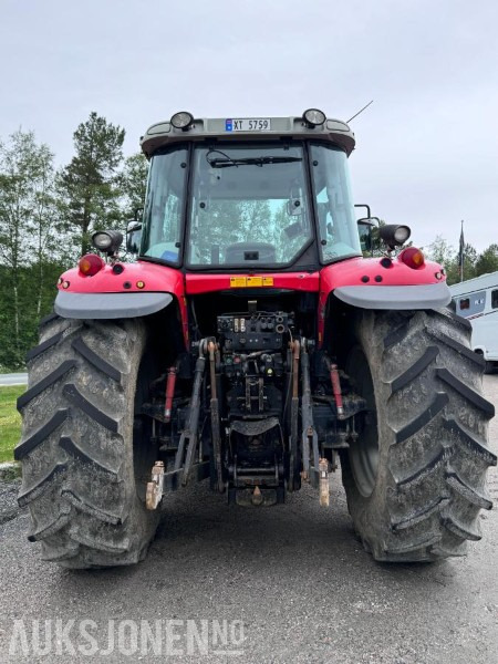 장궤형 트랙터 2004 Massey Ferguson 6480 Dynashift - Frontlaster med hydraulisk redskapslås - Fronthydraulikk - 40 km - Fjærende hytte - tredje funksjon : 사진 6