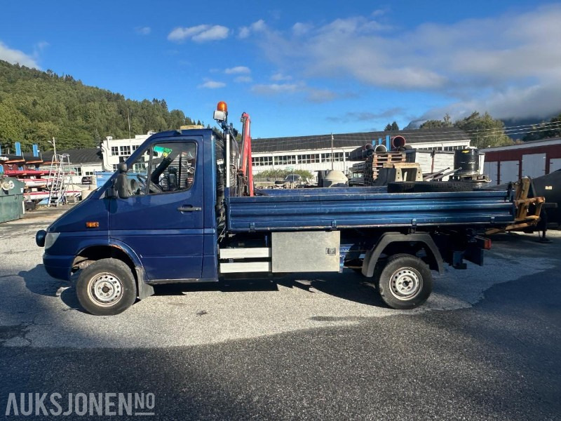 2004 Mercedes-Benz 313 CDI SPRINTER 2.1-129 D - Kran - Tippkasse - 173782 km - 덤프 밴 : 사진 2 2004 Mercedes-Benz 313 CDI SPRINTER 2.1-129 D - Kran - Tippkasse - 173782 km - 덤프 밴 : 사진 2