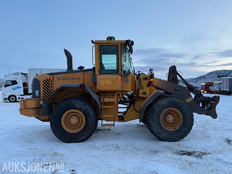 2004 Volvo L90E - Sentralsmøring - Ny motor - 휠 로더 : 사진 4 2004 Volvo L90E - Sentralsmøring - Ny motor - 휠 로더 : 사진 4